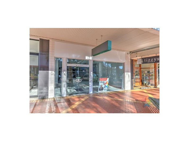 247 Peel Street, Tamworth NSW 2340