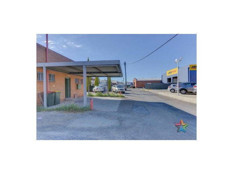 247 Peel Street, Tamworth NSW 2340