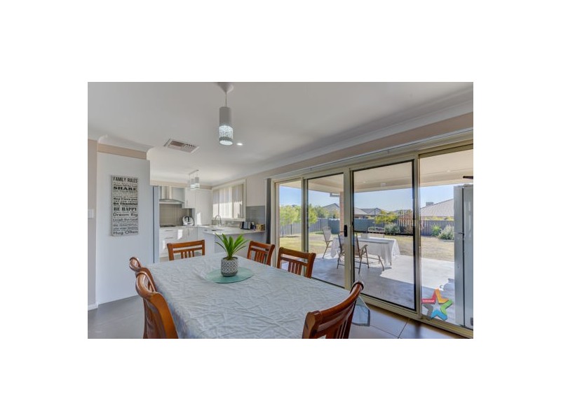 9 Shiraz Road, Tamworth NSW 2340