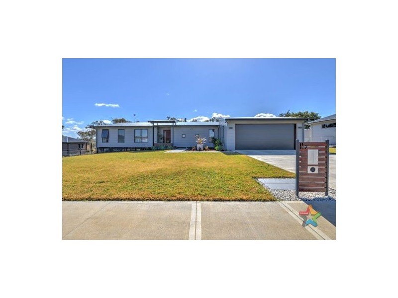 15 Bluebell Way, Tamworth NSW 2340