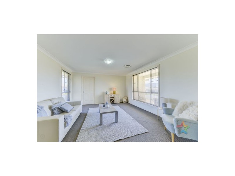 6 Eagle Avenue, Tamworth NSW 2340