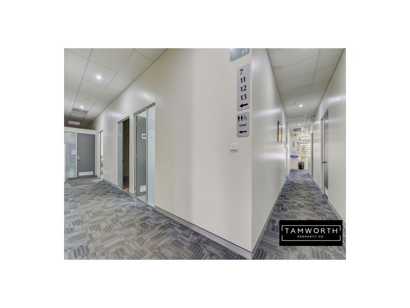 429 Peel Street, Tamworth NSW 2340