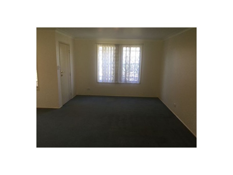 11 Carole Drive, Tamworth NSW 2340