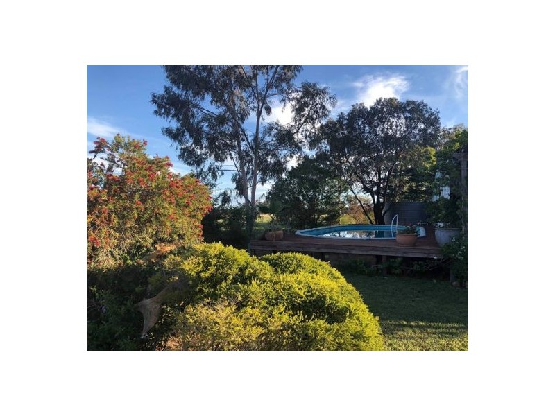 61 Melrose Lane, Tamworth NSW 2340