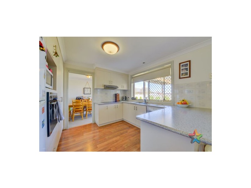 40 Wahroonga Drive, Tamworth NSW 2340