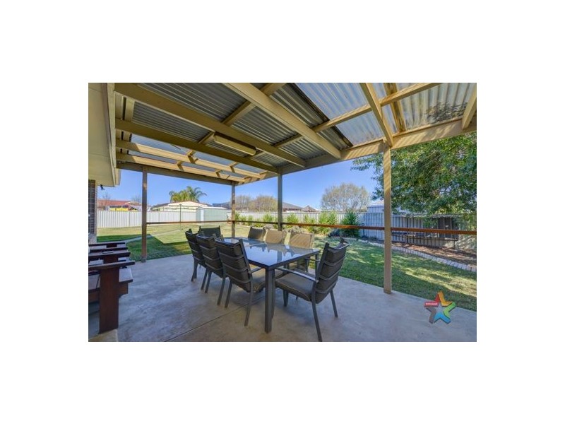 40 Wahroonga Drive, Tamworth NSW 2340