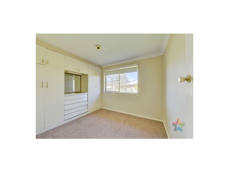 12 Ring Street, Tamworth NSW 2340