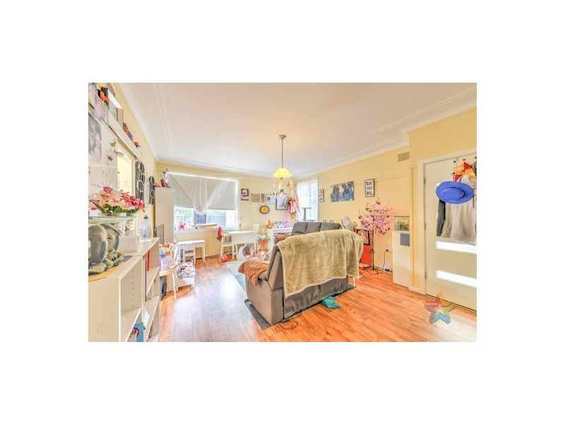 25 Thompson Crescent, Tamworth NSW 2340