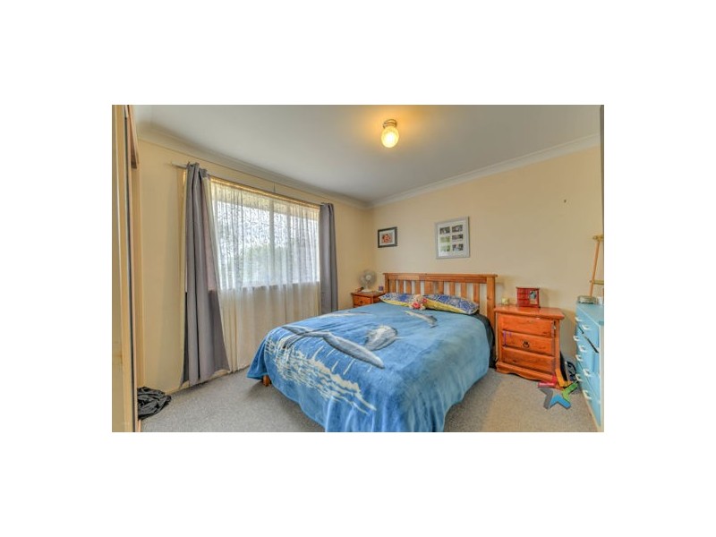 8 Grevillea Place, Tamworth NSW 2340