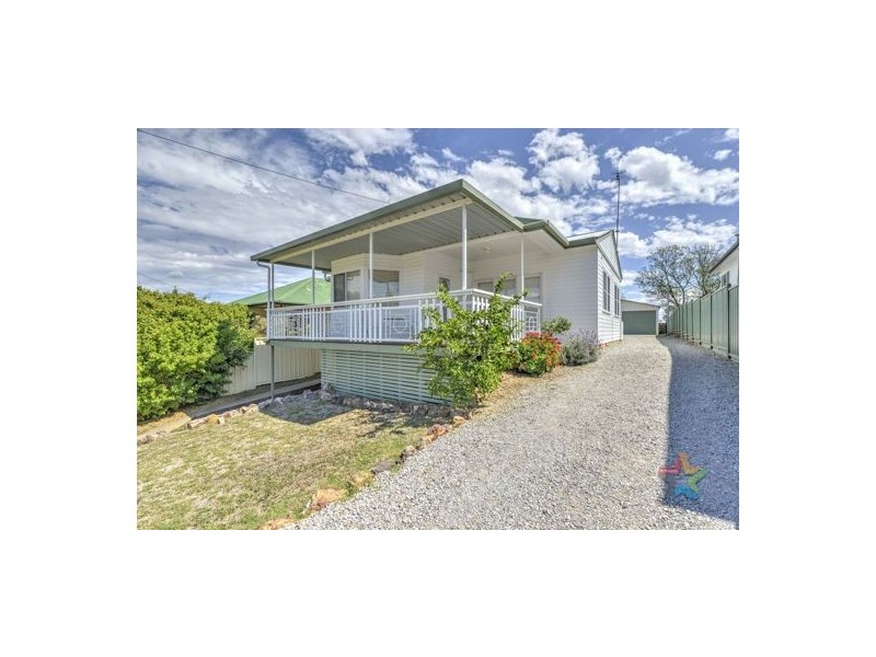 147 Denison Street, Tamworth NSW 2340