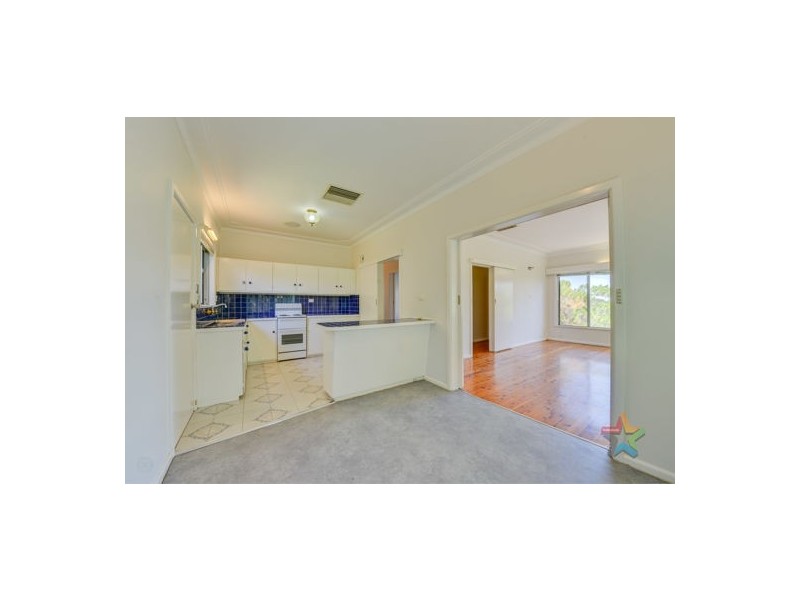 16 Bushland Avenue, Tamworth NSW 2340