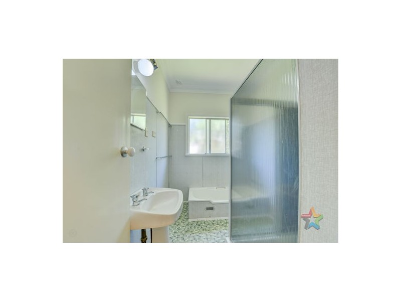 16 Bushland Avenue, Tamworth NSW 2340