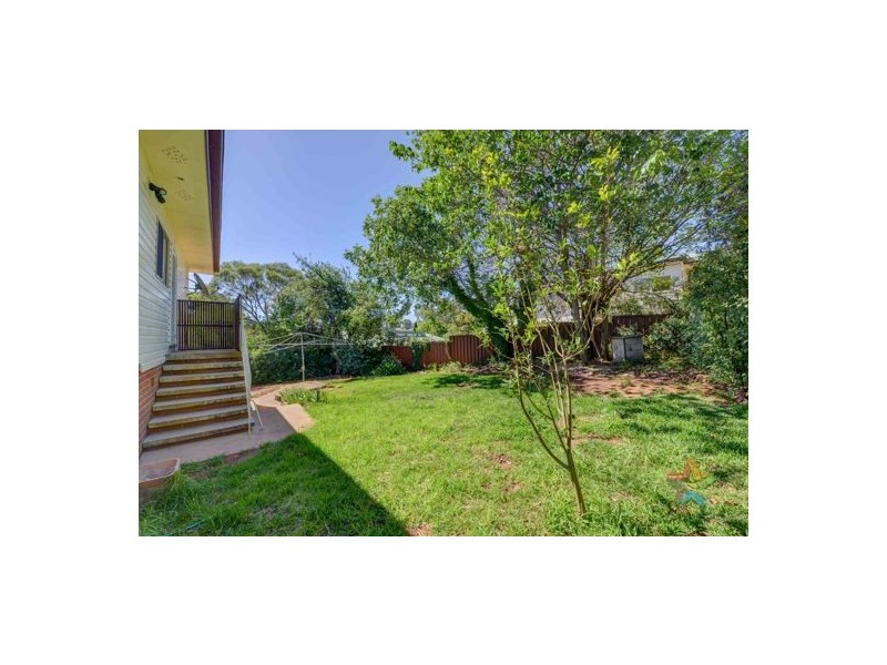 16 Bushland Avenue, Tamworth NSW 2340