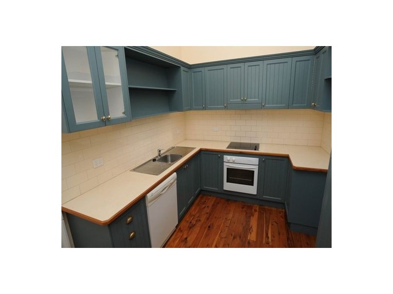 2/34 White Street, Tamworth NSW 2340