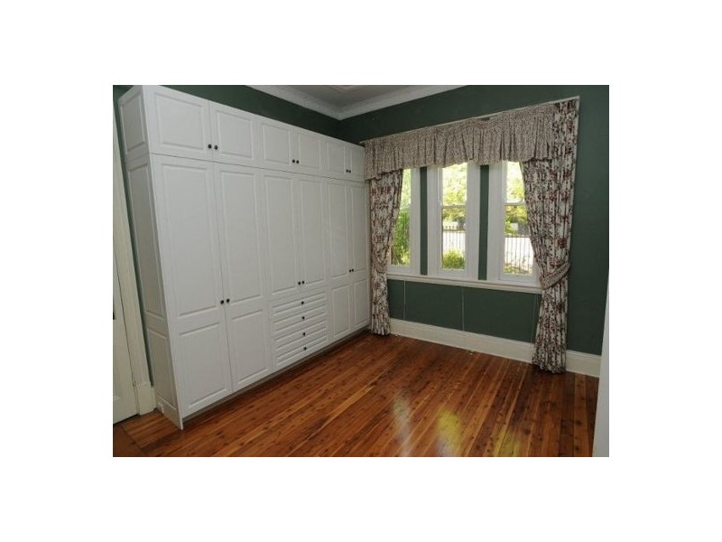 2/34 White Street, Tamworth NSW 2340