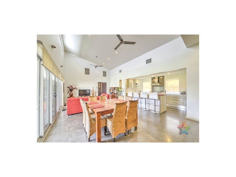 20 Barrington Drive, Tamworth NSW 2340