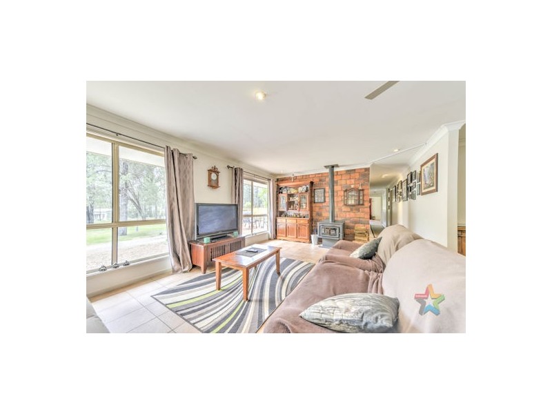 20 Cypress Pine Lane, Tamworth NSW 2340