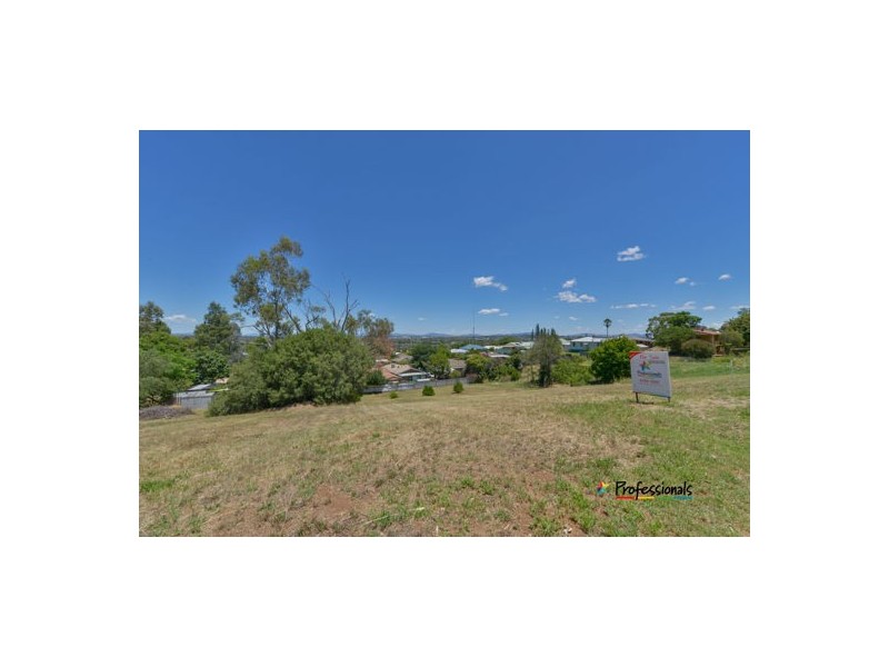 221-227 Carthage Street, Tamworth NSW 2340