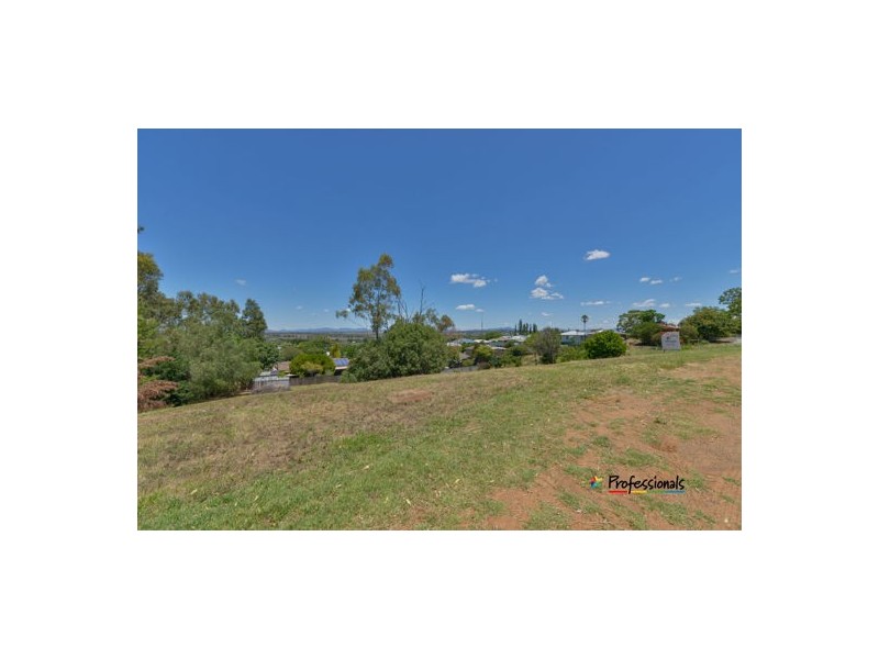 221-227 Carthage Street, Tamworth NSW 2340