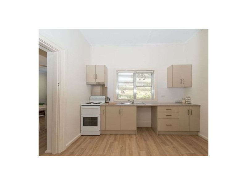 123 Upper Street, Tamworth NSW 2340