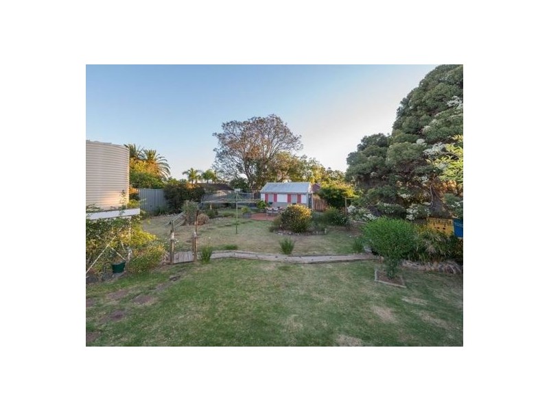 123 Upper Street, Tamworth NSW 2340
