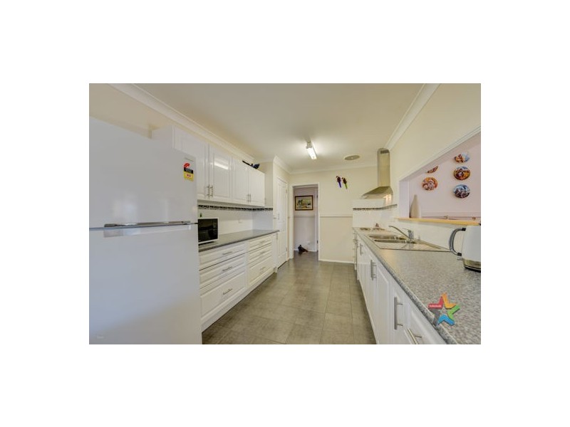 36 Mack Street, Tamworth NSW 2340