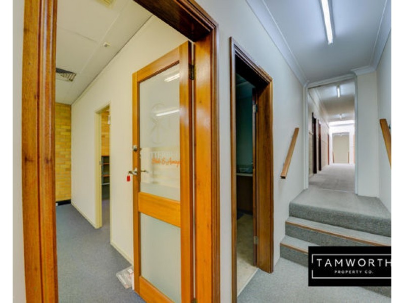 3/348 Peel Street, Tamworth NSW 2340