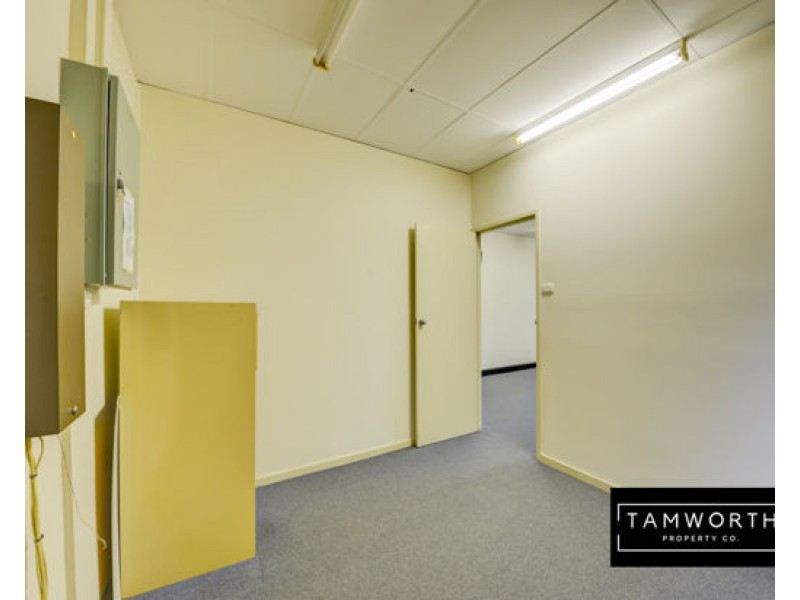 3/348 Peel Street, Tamworth NSW 2340