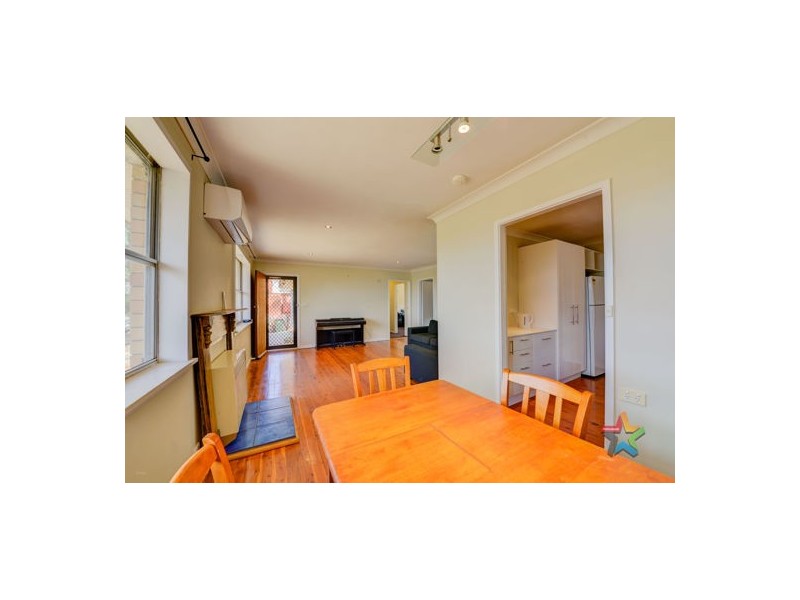 130 Upper Street, Tamworth NSW 2340