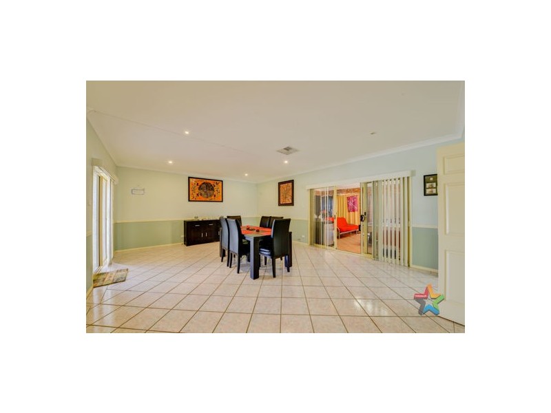 77 Morilla Street, Tamworth NSW 2340
