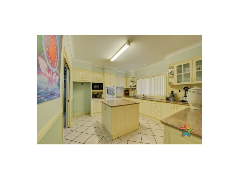 77 Morilla Street, Tamworth NSW 2340