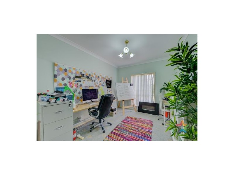 77 Morilla Street, Tamworth NSW 2340