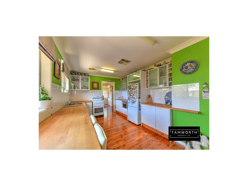 31 Kinarra Street, Tamworth NSW 2340