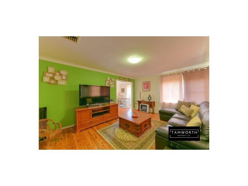 31 Kinarra Street, Tamworth NSW 2340