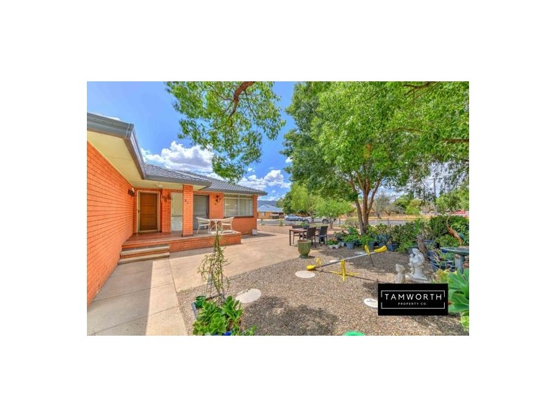 31 Kinarra Street, Tamworth NSW 2340