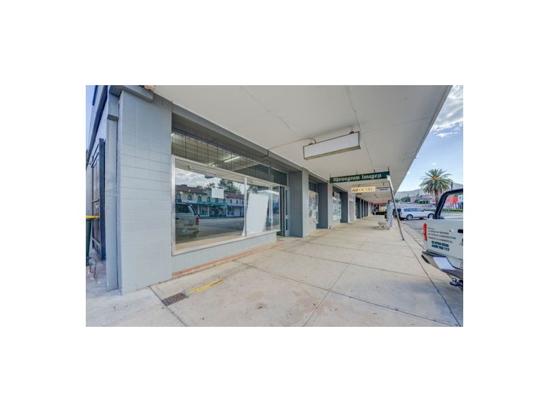 8A Bourke Street, Tamworth NSW 2340