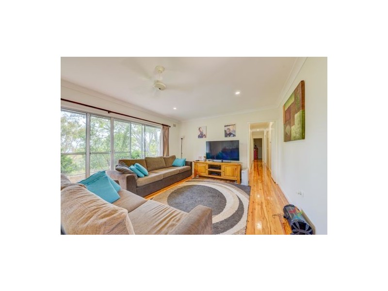 4 Myrene Avenue, Tamworth NSW 2340