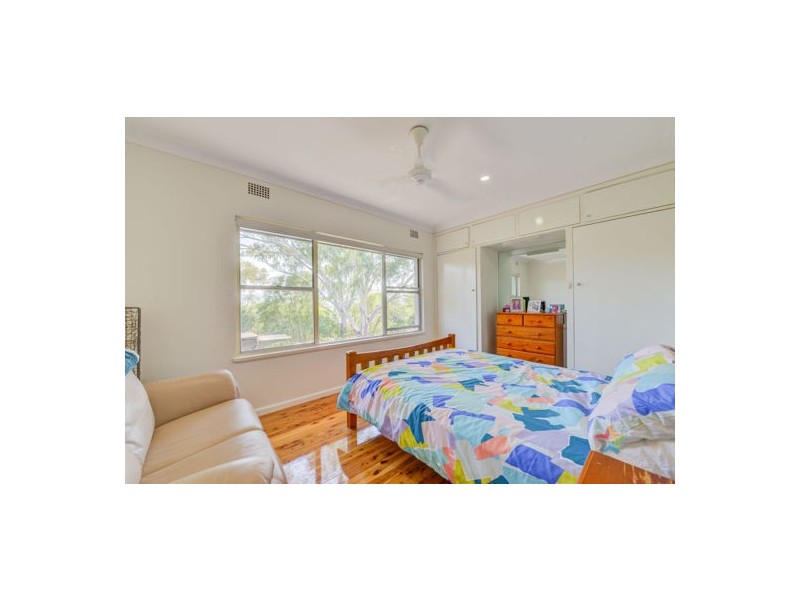 4 Myrene Avenue, Tamworth NSW 2340