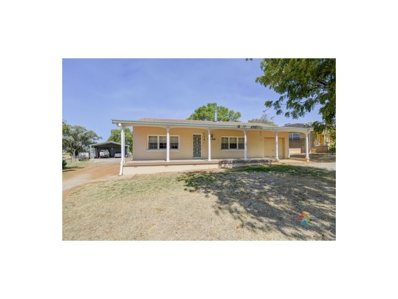 4 Darrell Road, Tamworth NSW 2340