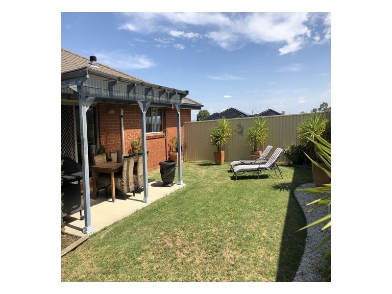 1 Kalinda Place, Hillvue NSW 2340