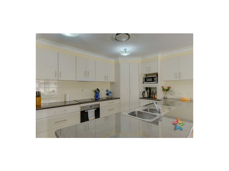 19 Kalinda Place, Tamworth NSW 2340