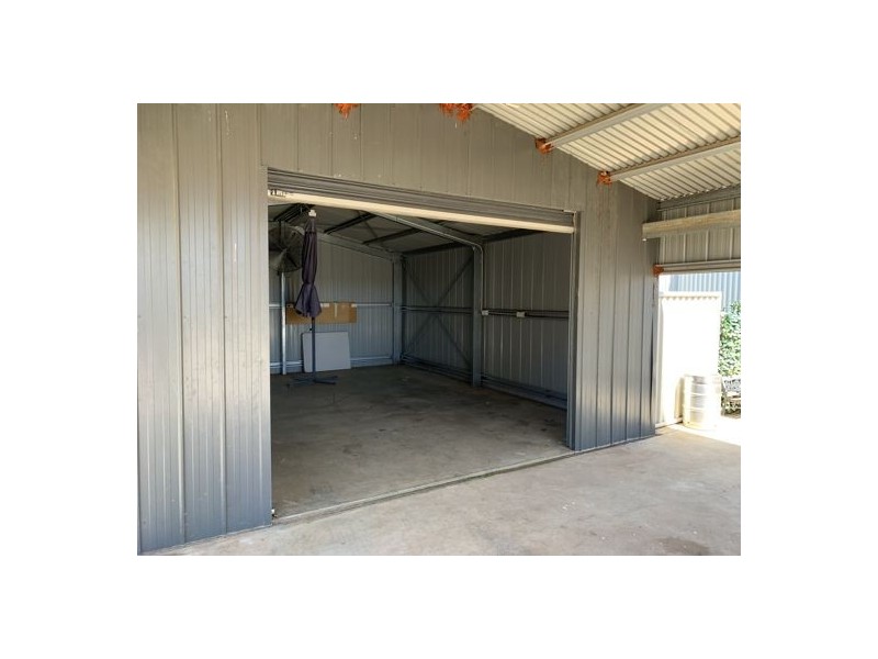 16 Burdekin Place, Tamworth NSW 2340