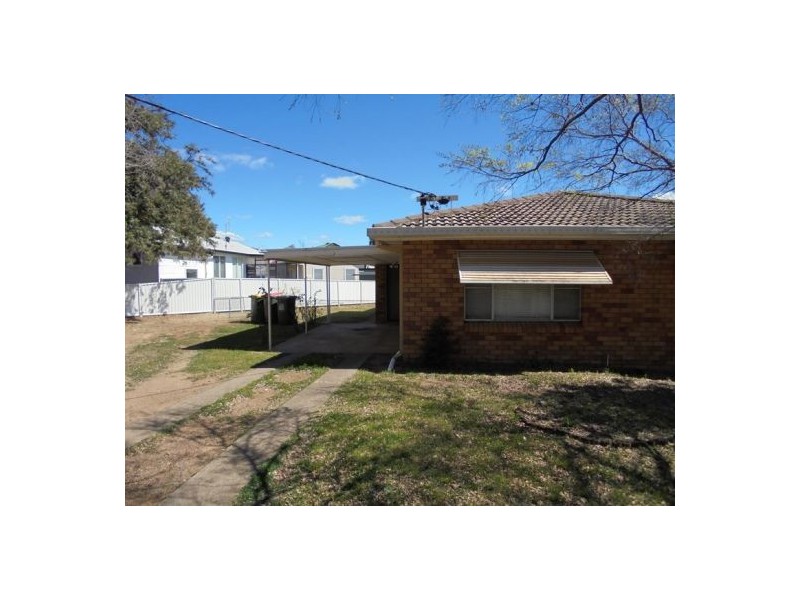 1/10 Willow Street, Tamworth NSW 2340