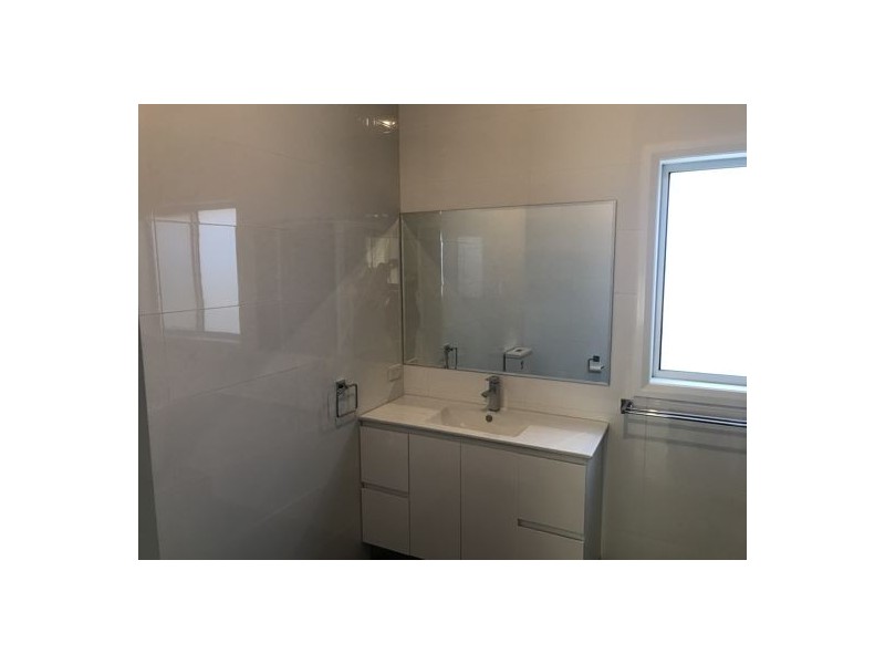 2a Kaputar Close, North Tamworth NSW 2340