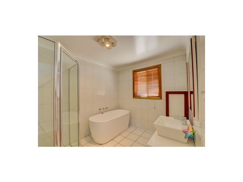 7 Glenview Place, Tamworth NSW 2340