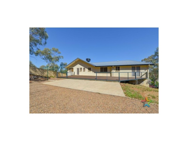 7 Glenview Place, Tamworth NSW 2340