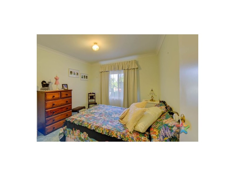 27 Caloola Street, Tamworth NSW 2340