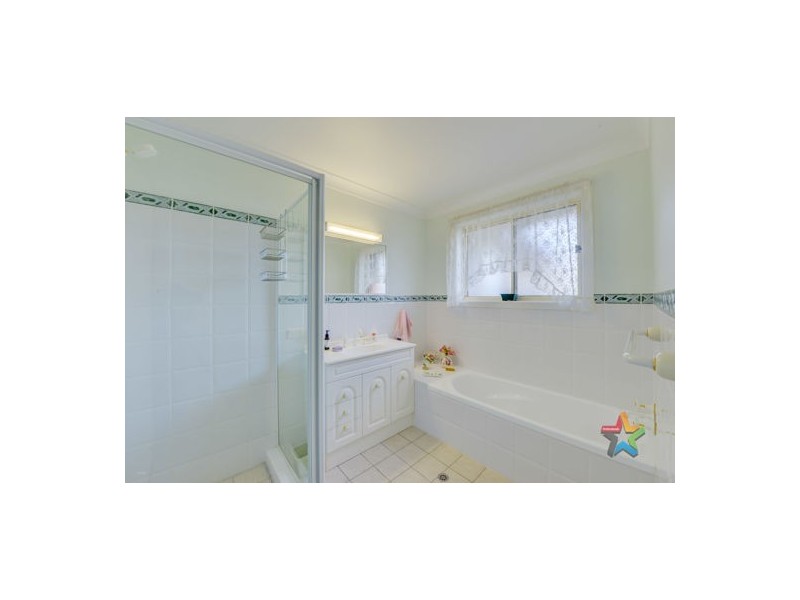 27 Caloola Street, Tamworth NSW 2340