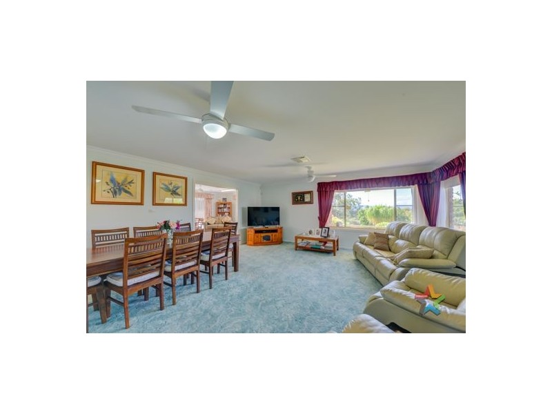 27 Caloola Street, Tamworth NSW 2340