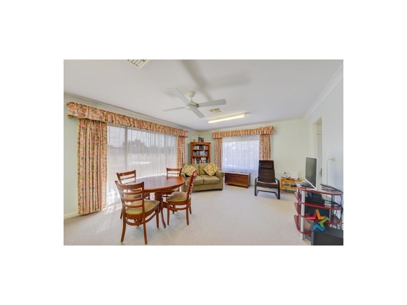 27 Caloola Street, Tamworth NSW 2340